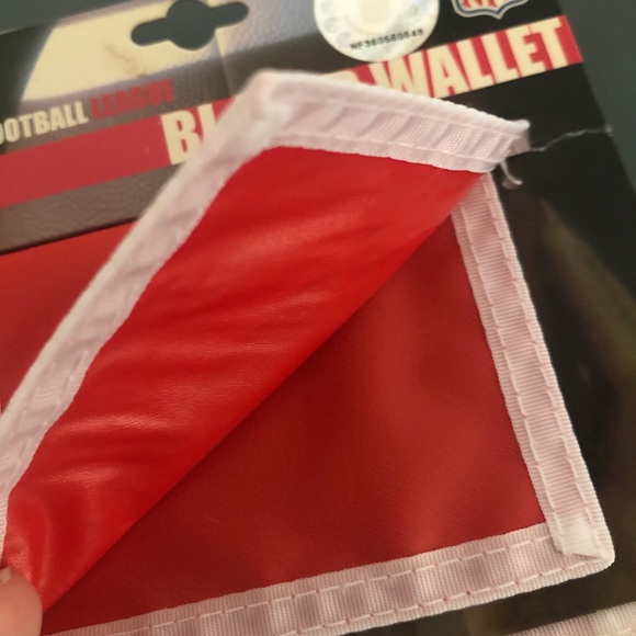 NWT🏷!!! VINTAGE NFL KANSAS CITY CHIEFS WALLET - Picture 2 of 5